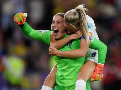 Mary Earps hoping England are inspiring the nation with Euro 2022 displays