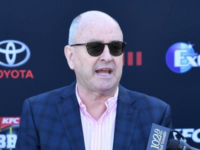 Carter hits out at Suns' AFL boss over Tas