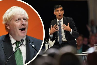 Tories clap and cheer for Boris Johnson to stay as PM at Leeds hustings