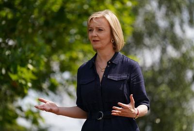 Truss not ‘complacent’ after winning Wallace’s backing in race for No 10