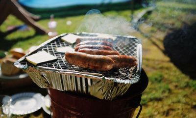Disposable barbecues must be banned in England, says fire chief
