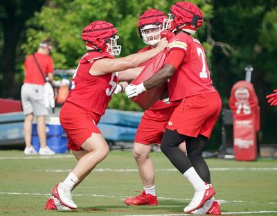 Joe Thuney impressed with Chiefs’ Roderick Johnson filling in at left tackle