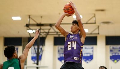 Rolling Meadows senior Cam Christie commits to Minnesota