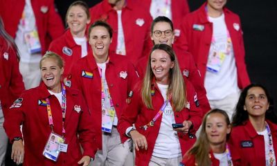 England begin Commonwealth Games cricket without captain Heather Knight