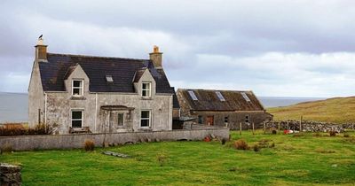 Edinburgh property: Inside the coastal cottage cheaper a 1 bed city flat