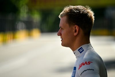 Vettel tips Schumacher to succeed him at Aston Martin