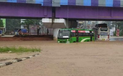 Heavy rains with thunderstorms submerge roads, flood low-lying areas in Mangaluru