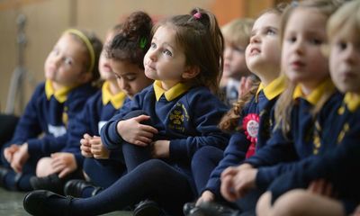 School uniforms: UK parents urged to buy early amid supply problems