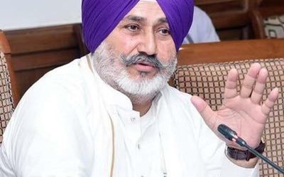 Punjab Health Minister Jouramajra under fire for forcing surgeon to lie down on dirty mattress
