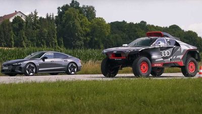 How Does Audi RS Q E-Tron Dakar Rally Racer Perform In A Drag Race?