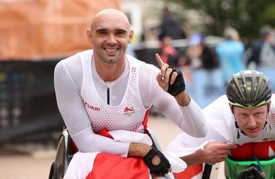 England’s Johnboy Smith capitalises on David Weir puncture to claim wheelchair marathon gold