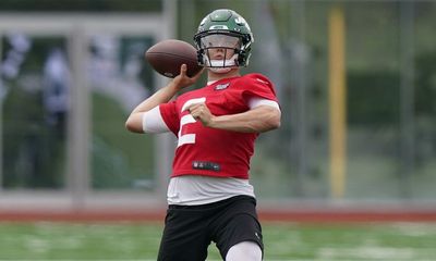 Jets ask players how their summer went and it delivered (video)