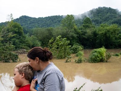 Death toll in Kentucky floods reaches 25, governor warns it will rise further