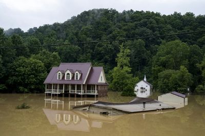 Kentucky flooding death toll rises to 25: governor