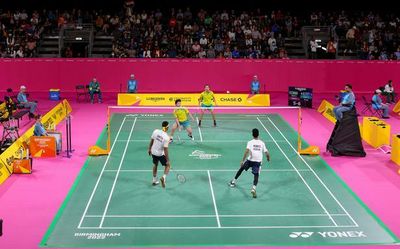 India beat Australia in final league match of badminton mixed team event