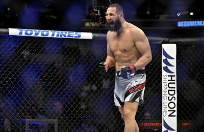 Nicolae Negumereanu def. Ihor Potieria at UFC 277: Best photos