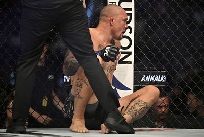 UFC 277 results: Anthony Smith says he broke leg in Magomed Ankalaev’s TKO win