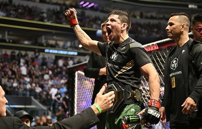 Brandon Moreno def. Kai Kara-France at UFC 277: Best photos