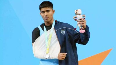 CWG 2022: My father said 'gold se kismat badalti hai, par mein khush hoon'; don't want him to run 'paan' shop anymore, says silver medallist Sanket Sargar