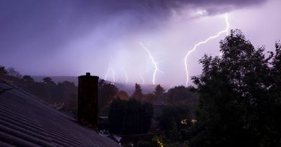 UK weather: Met Office says 'tropical' 29C heat could spark lightning and storms in days