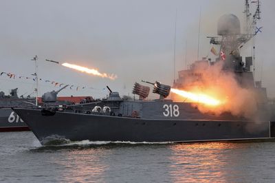 On Navy Day, Putin says United States is main threat to Russia