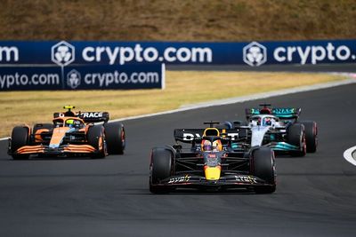 Verstappen hopes Mercedes "do me a favour" in Hungarian GP