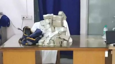 Rs 10cr, ministerial berth offered to each MLA for toppling Jharkhand govt: Congress