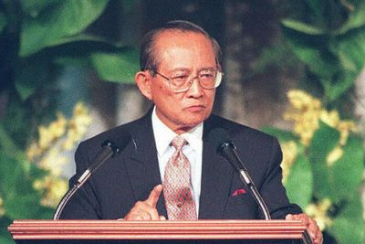 Fidel Ramos, who helped end Marcos dictatorship, dies at 94