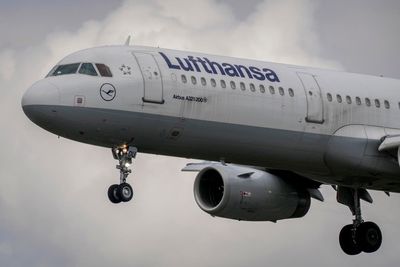 Pilots with Germany's Lufthansa back possible strike action