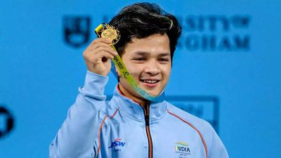 President Murmu congratulates weightlifter Jeremy Lalrinnunga for winning gold at CWG