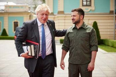 Ukrainian and UK governments thank public for ‘largest offer of help to people fleeing war since 1945’