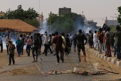 Police fire tear gas on Sudanese protest as anti-military campaign enters 10th month