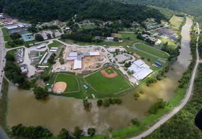 AP PHOTOS: Kentucky counts the dead, braces for more floods