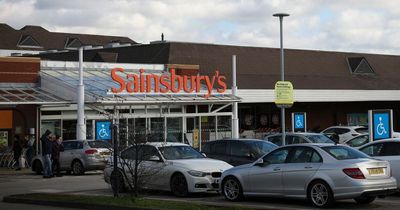 Sainsbury's shopper 'falls to her knees' over price of fish fingers