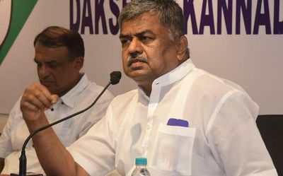 President’s rule should be imposed in Karnataka: Hariprasad
