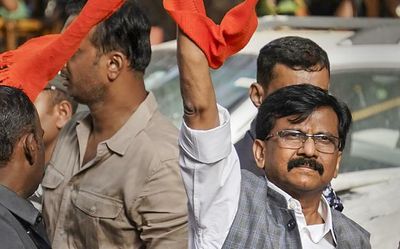 Morning Digest | ED arrests Sanjay Raut in PMLA case; Weightlifter Achinta Sheuli bags India’s third gold, and more