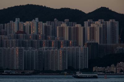 Hong Kong economy tips into technical recession