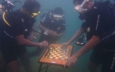 This team from Chennai played a game of chess in the sea, 60ft underwater. Here is what it looked like