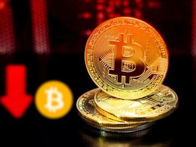 Crypto Weekend Rally In Bitcoin, Dogecoin, Ethereum Sparks Summer Turnaround Hopes: Analyst Says Keep An Eye On This Stock Index