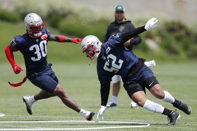 Patriots LB Mack Wilson give tremendous praise to coach Jerod Mayo