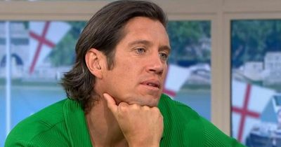 Vernon Kay apologises to human Barbie Jessica Alves after cutting interview short