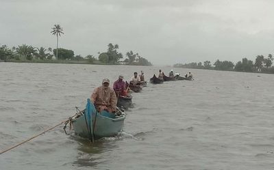 Seven die as monsoon fury grips Kerala