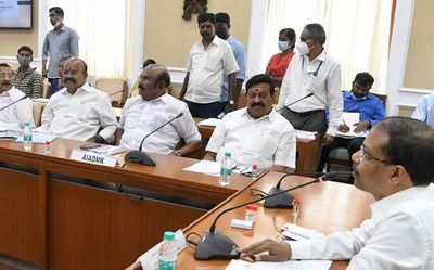 Two parties attempt to represent AIADMK in electoral meeting