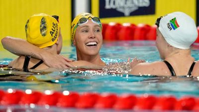 Commonwealth Games: Kyle Chalmers, Kaylee McKeown, Emma McKeon lead another golden morning in the pool for Australia in Birmingham — as it happened