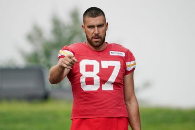 Chiefs TE Travis Kelce intends to play his entire NFL career in Kansas City