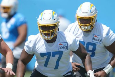 Chargers rookie OL Zion Johnson looks right at home