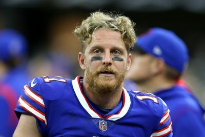 Why the Texans may need to turn to Cole Beasley to solve their slot WR issues