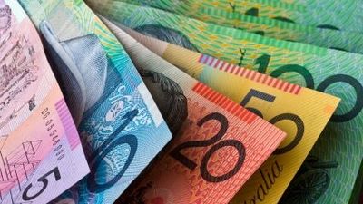 ASX recovers, Australian dollar sinks as RBA lifts cash rate to six-year high