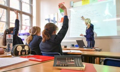 Schools in England face funding crisis as costs soar, study warns