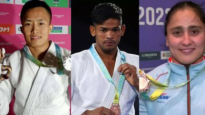 CWG 2022: India win medals in judo and weightlifting on Day 4, entry in finals of team events secured in badminton and table tennis